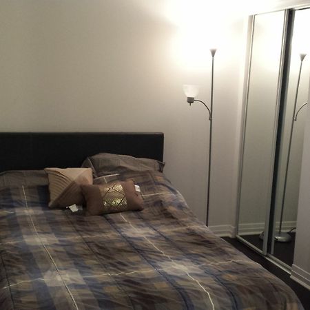 Ice Furnished Apartment Toronto Extérieur photo