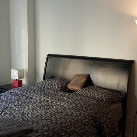 Ice Furnished Apartment Toronto Extérieur photo